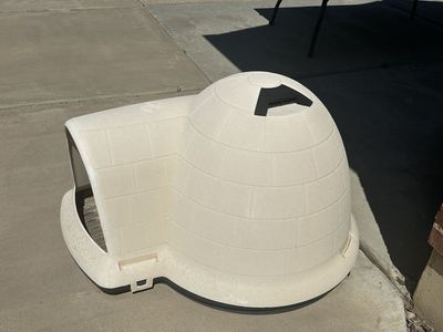 PetMate Igloo Dog House - Outdoor Pet Shelter - Size Large, Tan/Black