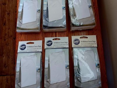 Wilton 10 Ribbon Favor Bags White with Silver Hearts and trim. 6 packages of 10 - 60 total bags