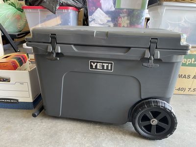YETI Tundra Haul Portable Wheeled Cooler in Charcoal - Excellent Condition, Ready for Adventures