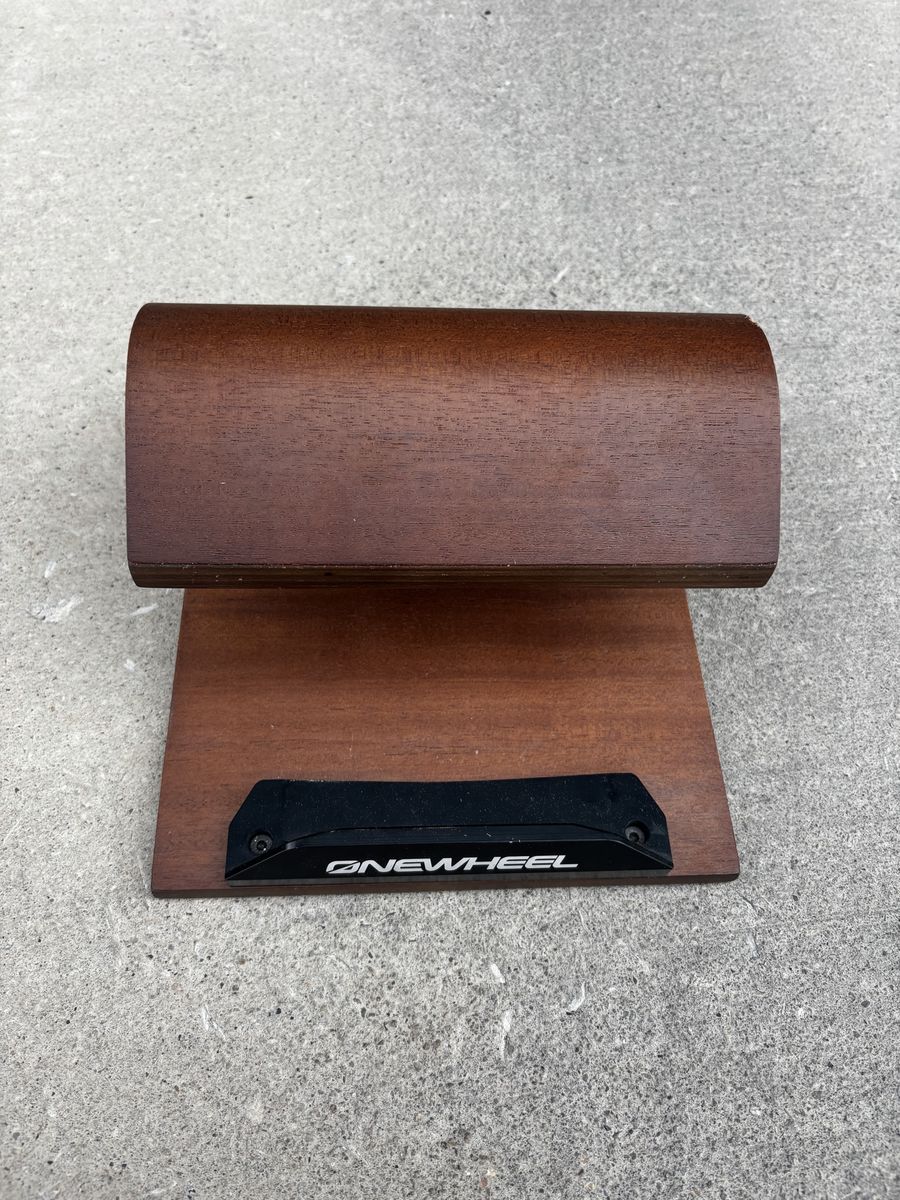 Main image 6