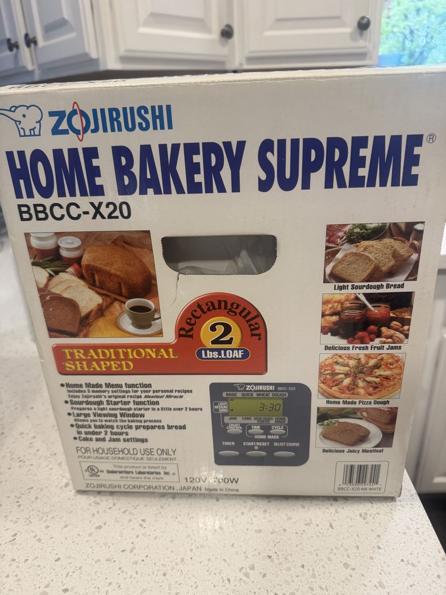 BRAND NEW WHITE ZOJIRUSHI BREAD MAKER 2 LOAVES