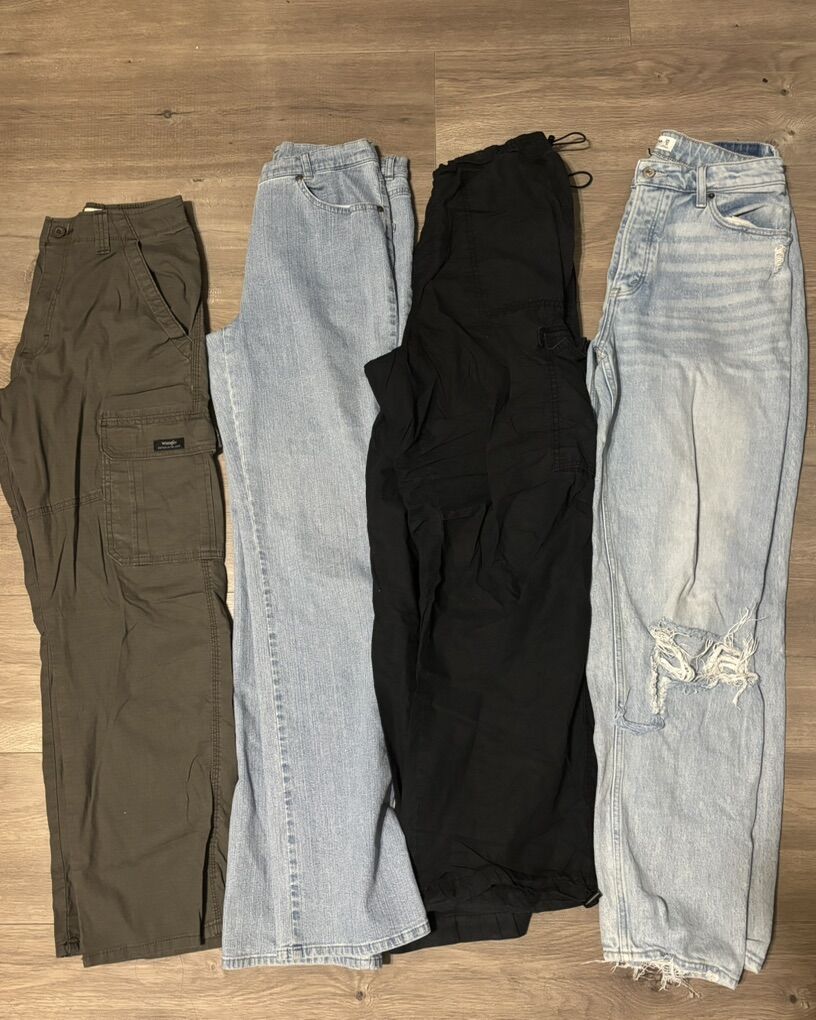 Women Size 8 Jeans Bundle