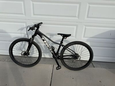 Trek Marlin 5 Mountain Bike - Charcoal