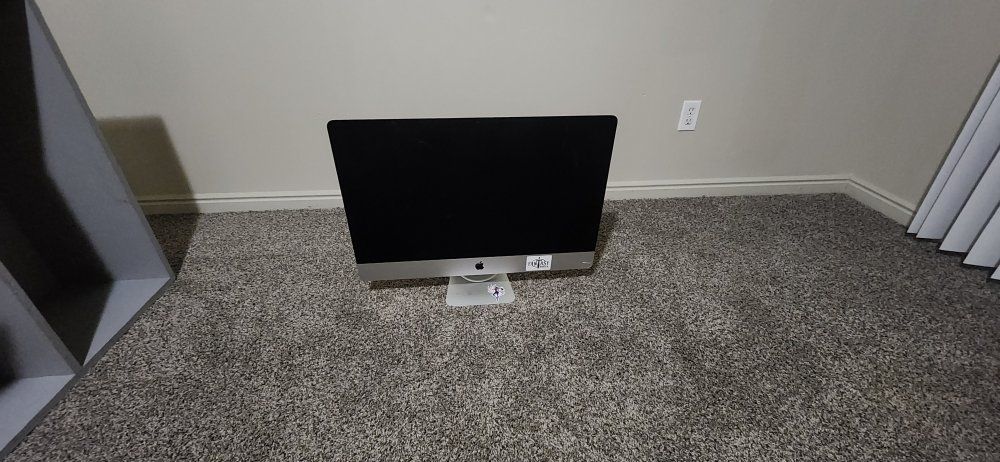 Apple iMac Desktop Computer - All-in-One PC (Untested)
