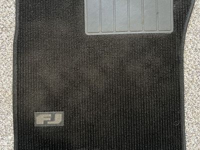 2010-2014 Toyota FJ Cruiser Carpet Floor Mats