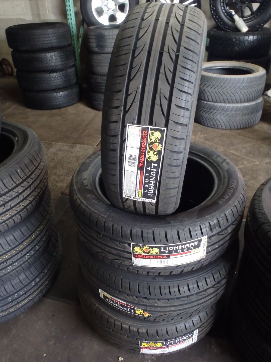 225/55R18 LIONHART LH-503 SET OF BRAND NEW TIRES