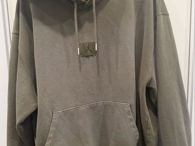 Jordan Essential Fleece Hoodie Men's Size XL Olive Green Pullover