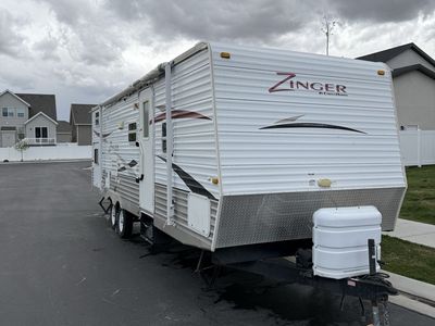 Crossroads Zinger 26’ Bunkhouse