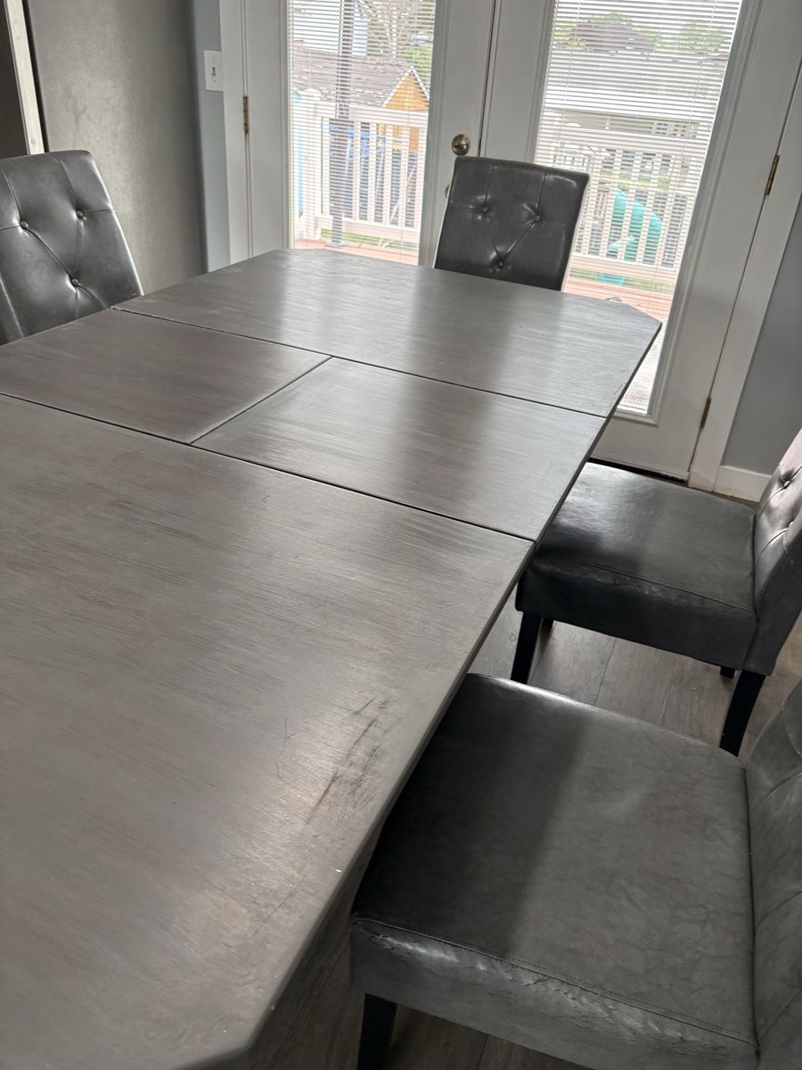 Dining table and 6 chairs