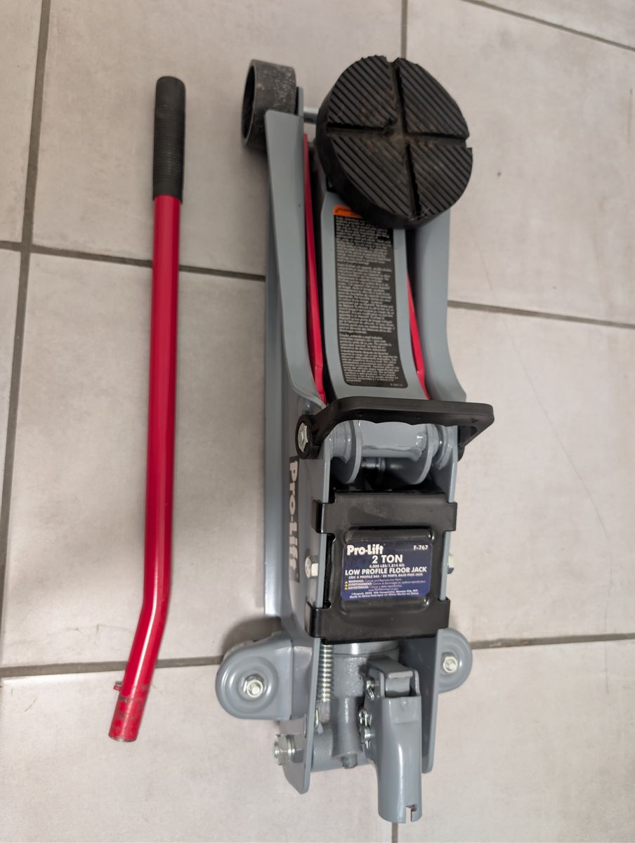 15in 2-ton ProLift low profile jack