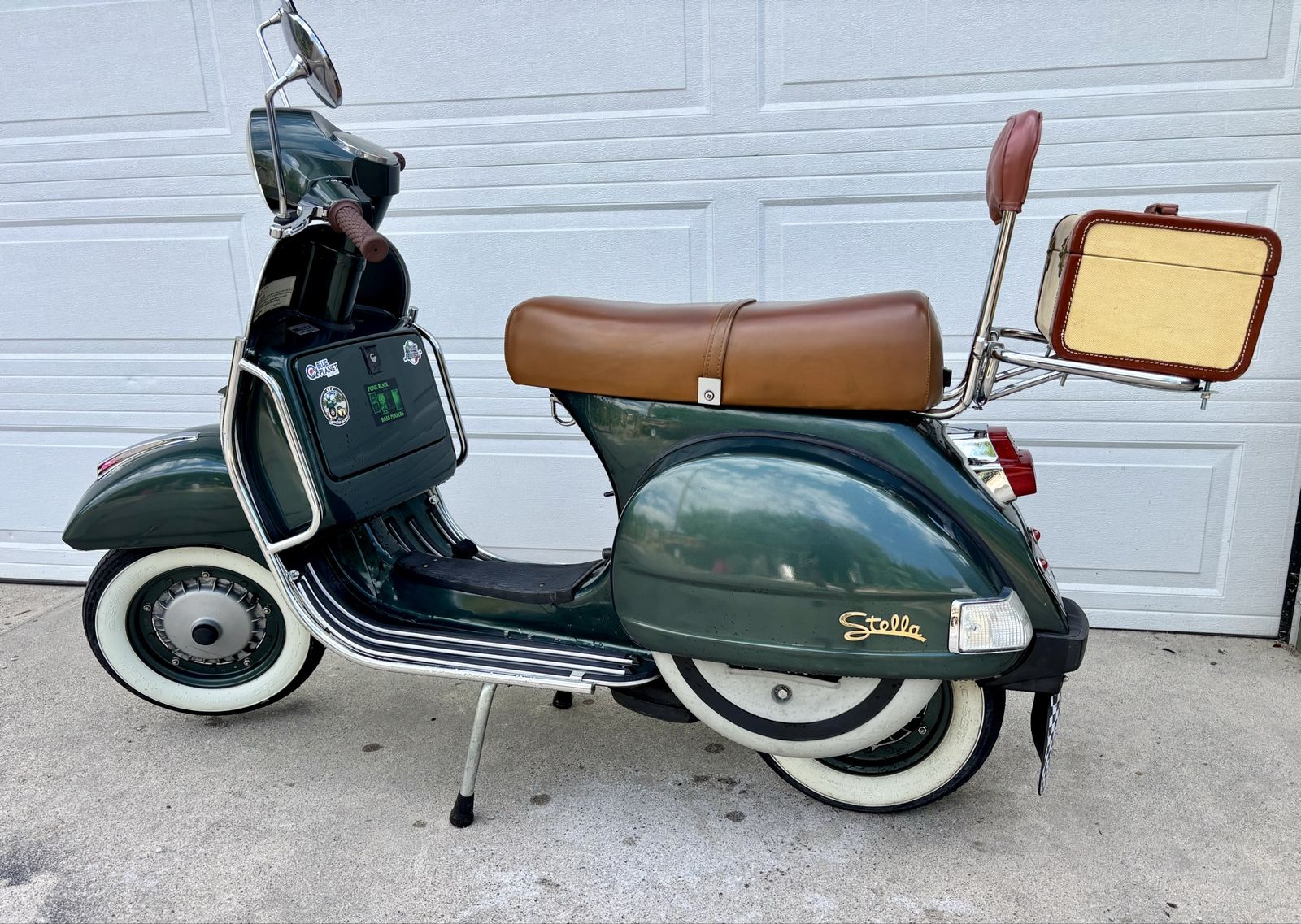 2004 Genuine Stella GB150 Special Edition Scooter