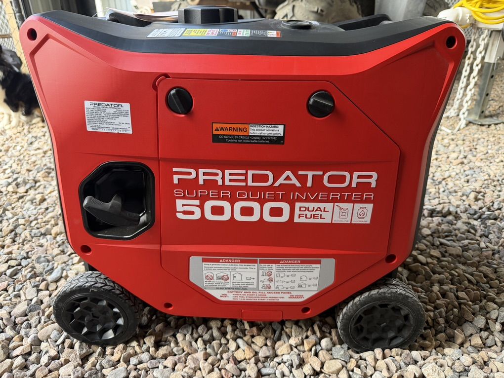 New-Predator Super Quiet Inverter 5000 Generator