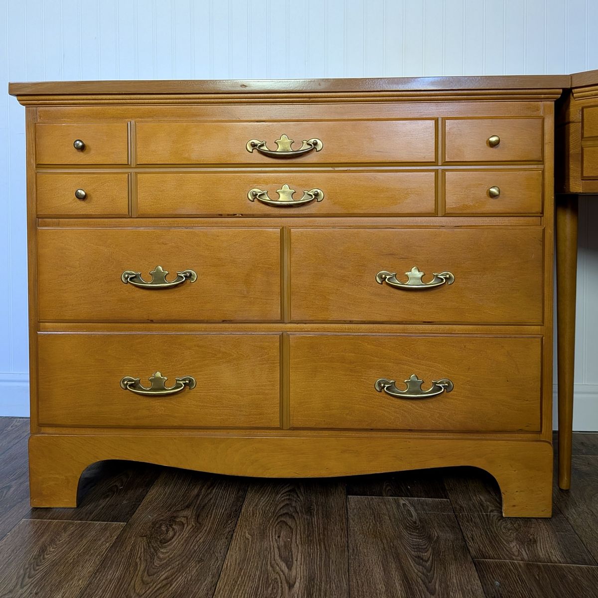 Main image 2