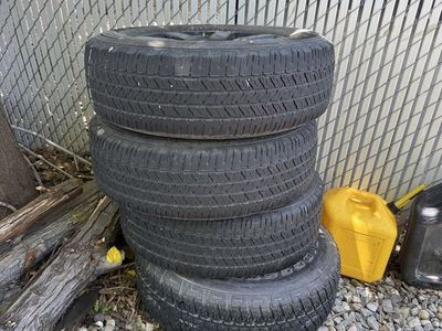 FREE -Jeep 255/70R18 113H Tires with Black Rims - Set of 4