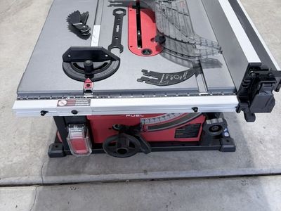 Milwaukee Fuel M18 8-1/4" Table Saw w/ ONE-KEY 2738-20