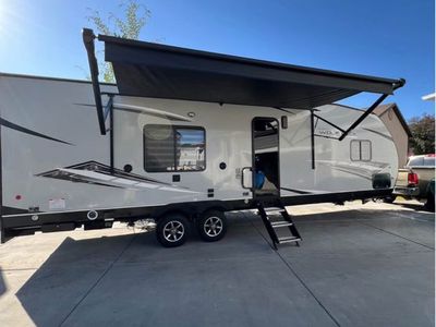 Wolfpack 23pack15 Travel Trailer Bumper Pull with Awning, AC - Excellent Condition, Ready for Adventures!
