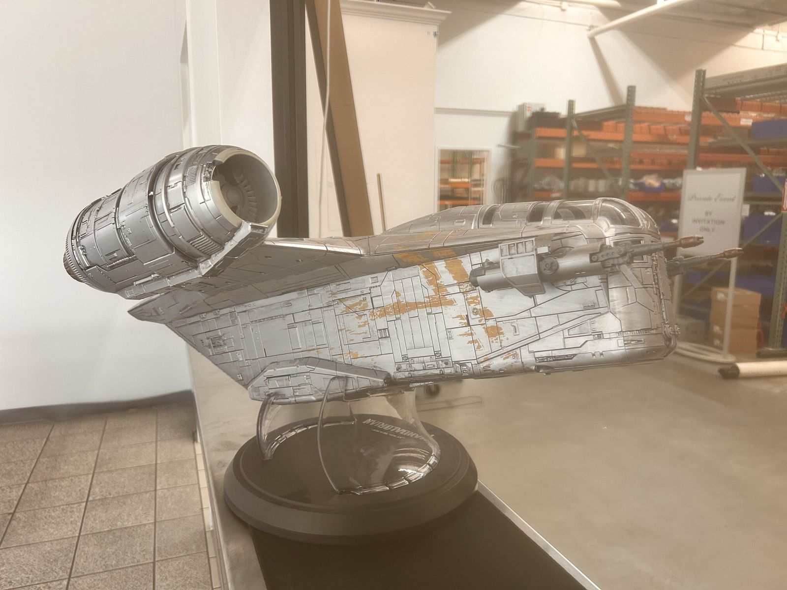Main image 6