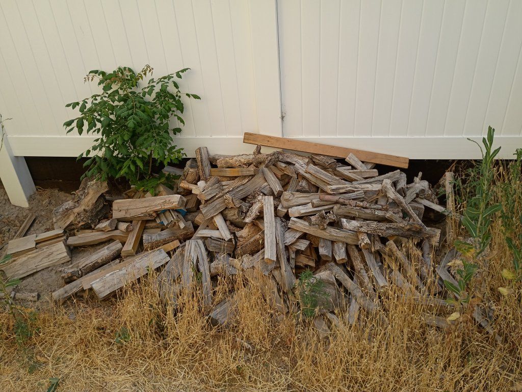 Seasoned Firewood/Kindling - Mixed Wood Pieces for Campfires, Stoves, or Decor