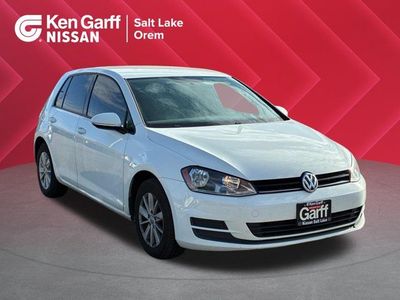 2017 Volkswagen Golf TSI S
