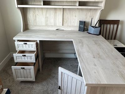 L Shaped Desk with Hutch in Chalked Chestnut
