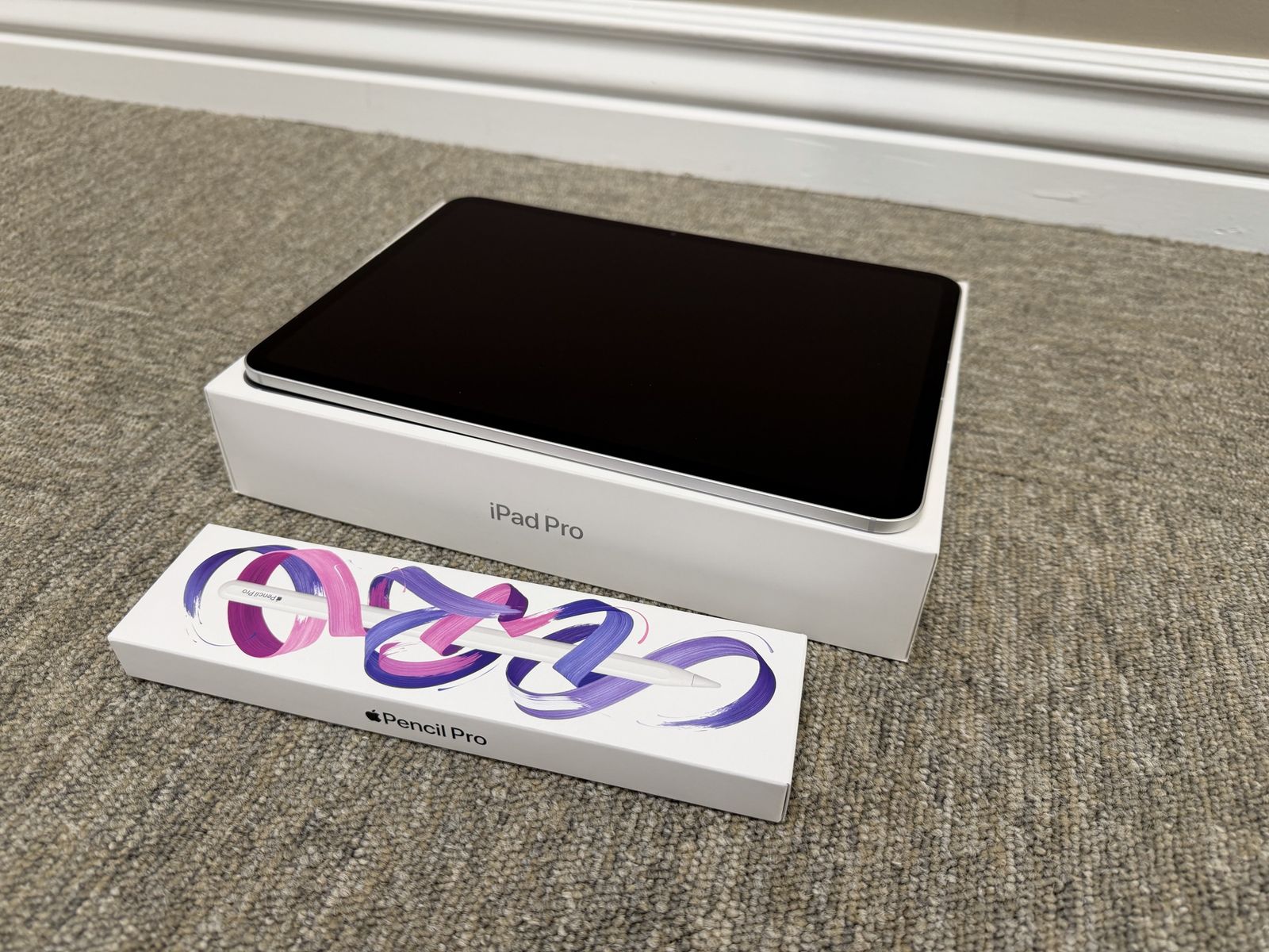 iPad Pro 11in - M4 WiFi / Cellular - 1 TB - Nano Texture - Silver *with Apple Pencil*
