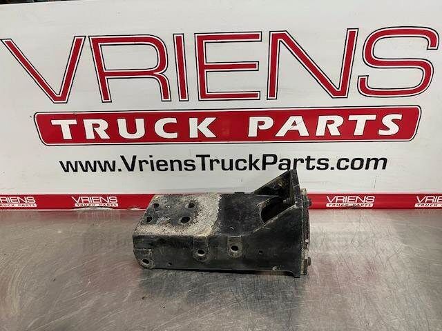 Freightliner FLD120 Bracket