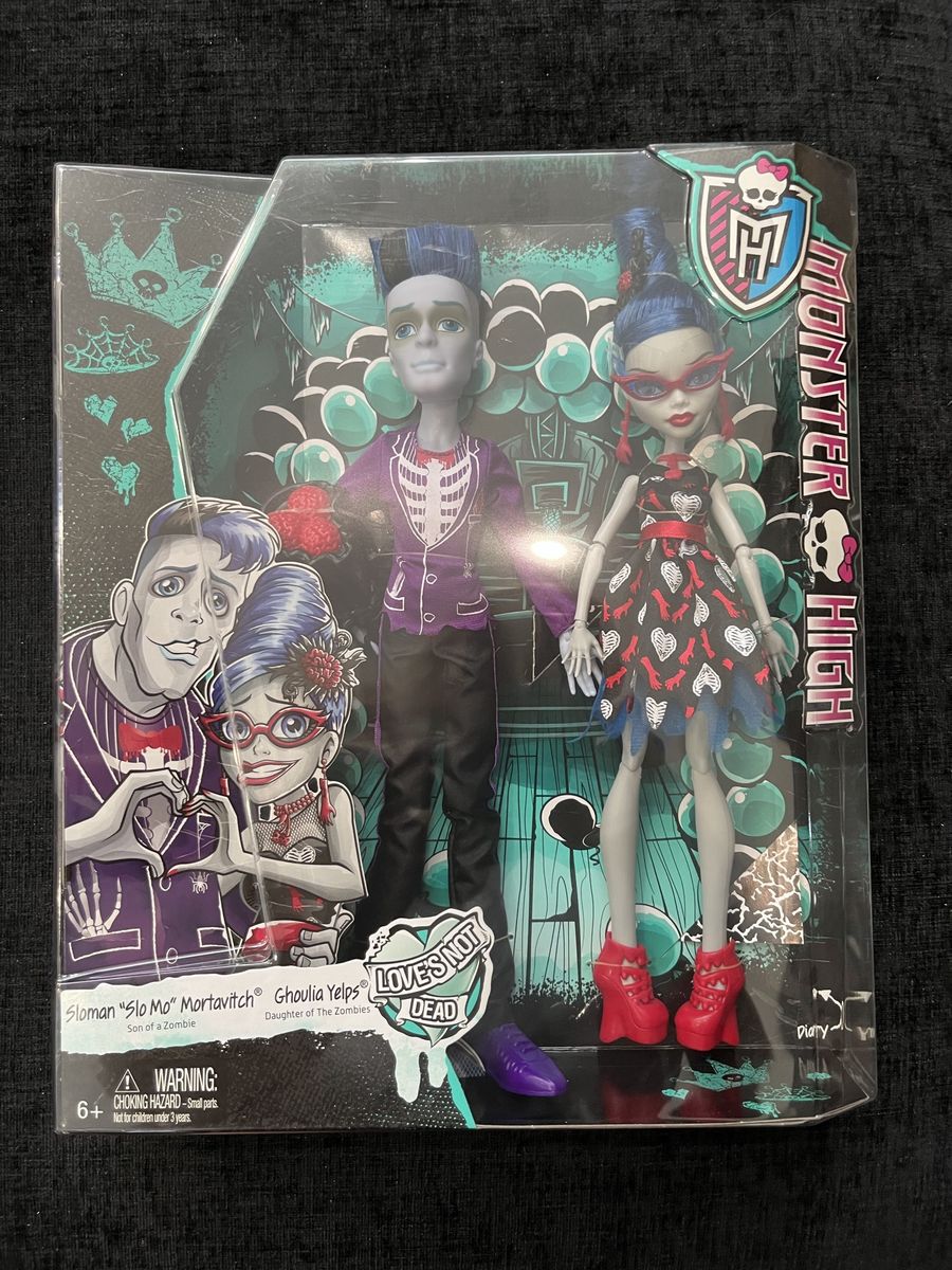 Monster High Love's Not Dead Slo Mo & Ghoulia Yelps 2-Pack Dolls NIB