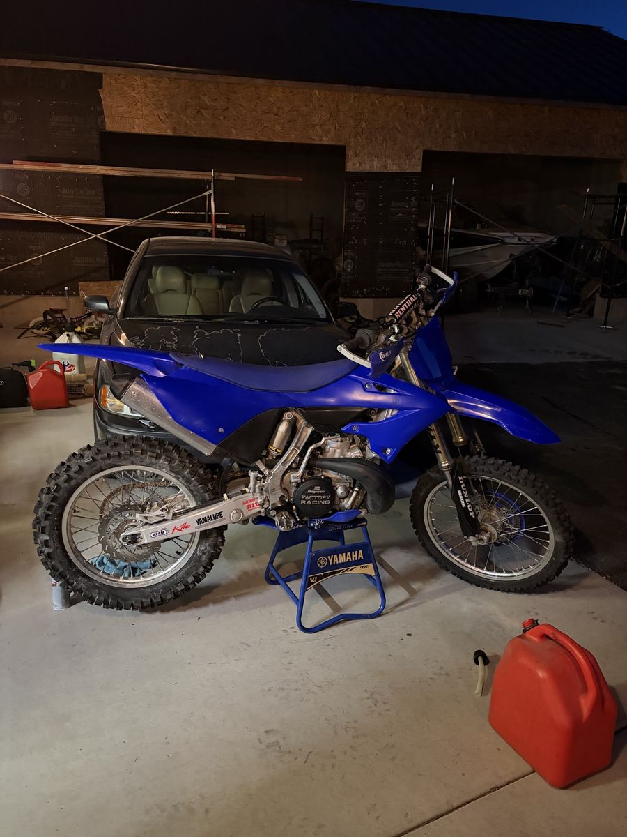 2012 YZ250