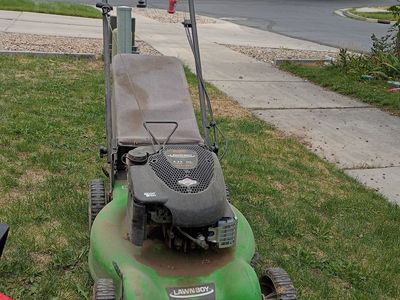 Lawn-Boy 20" Deck Self-Propelled Gas Lawn Mower with Grass Bag, Briggs & Stratton Engine