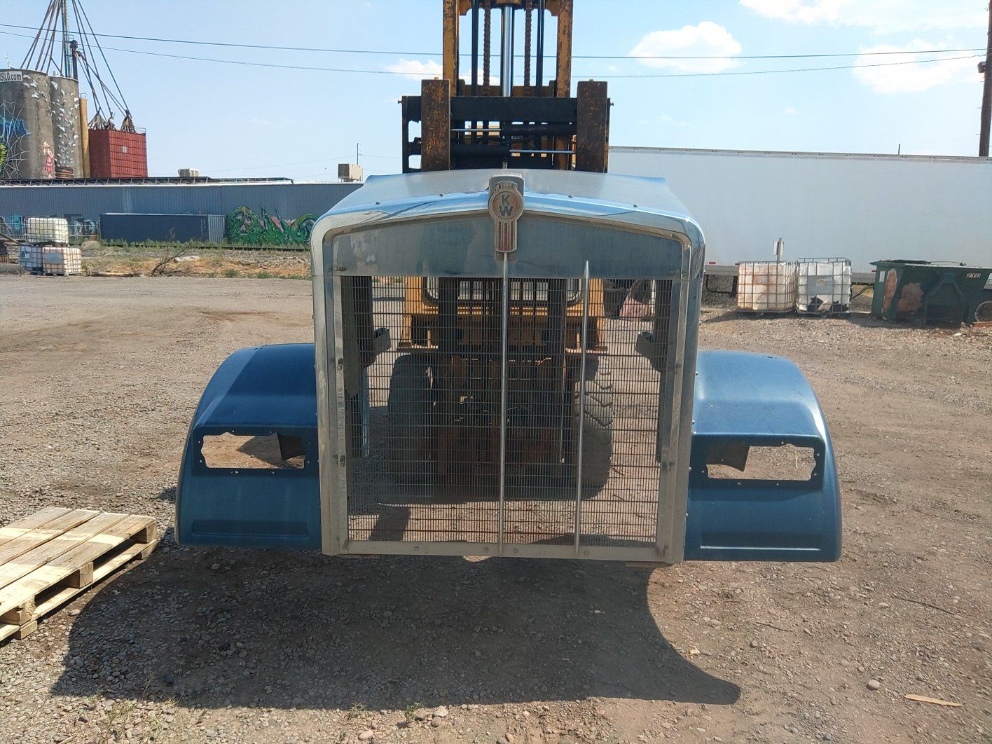Vintage Kenworth w900B Truck Hood Assembly - 1999 Model K146-1400 - Blue with Minor Wear