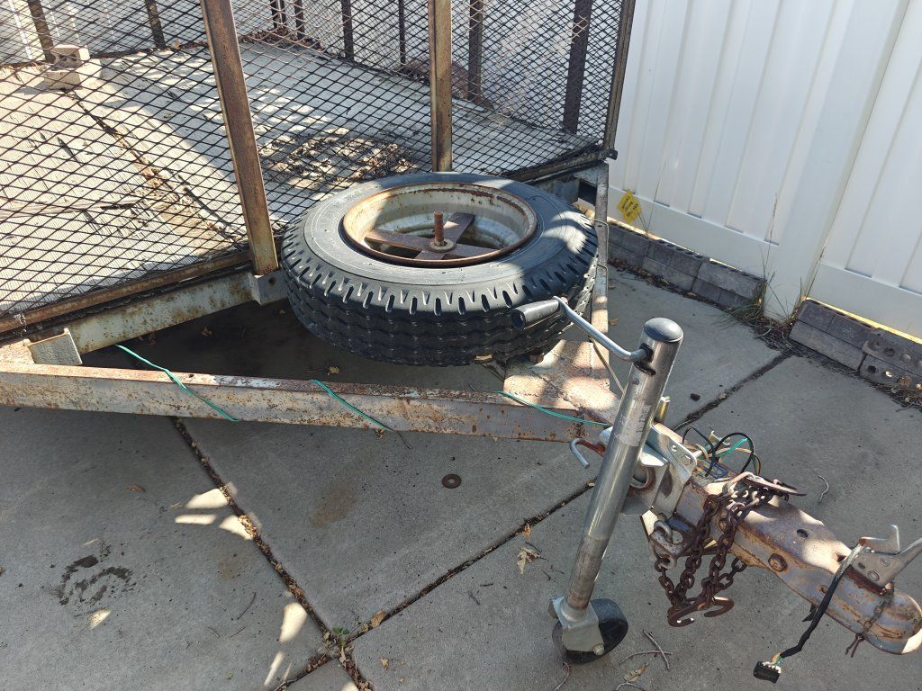 Main image 5