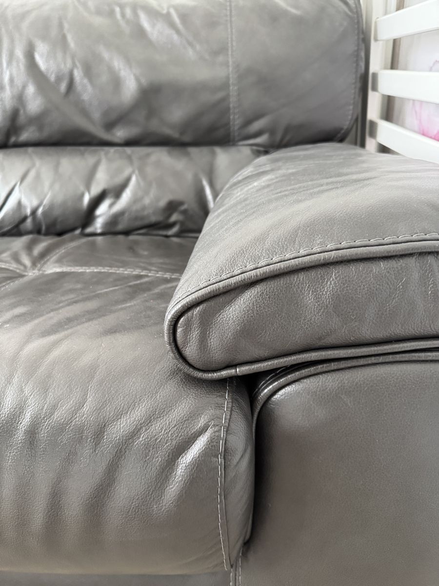 Main image 10