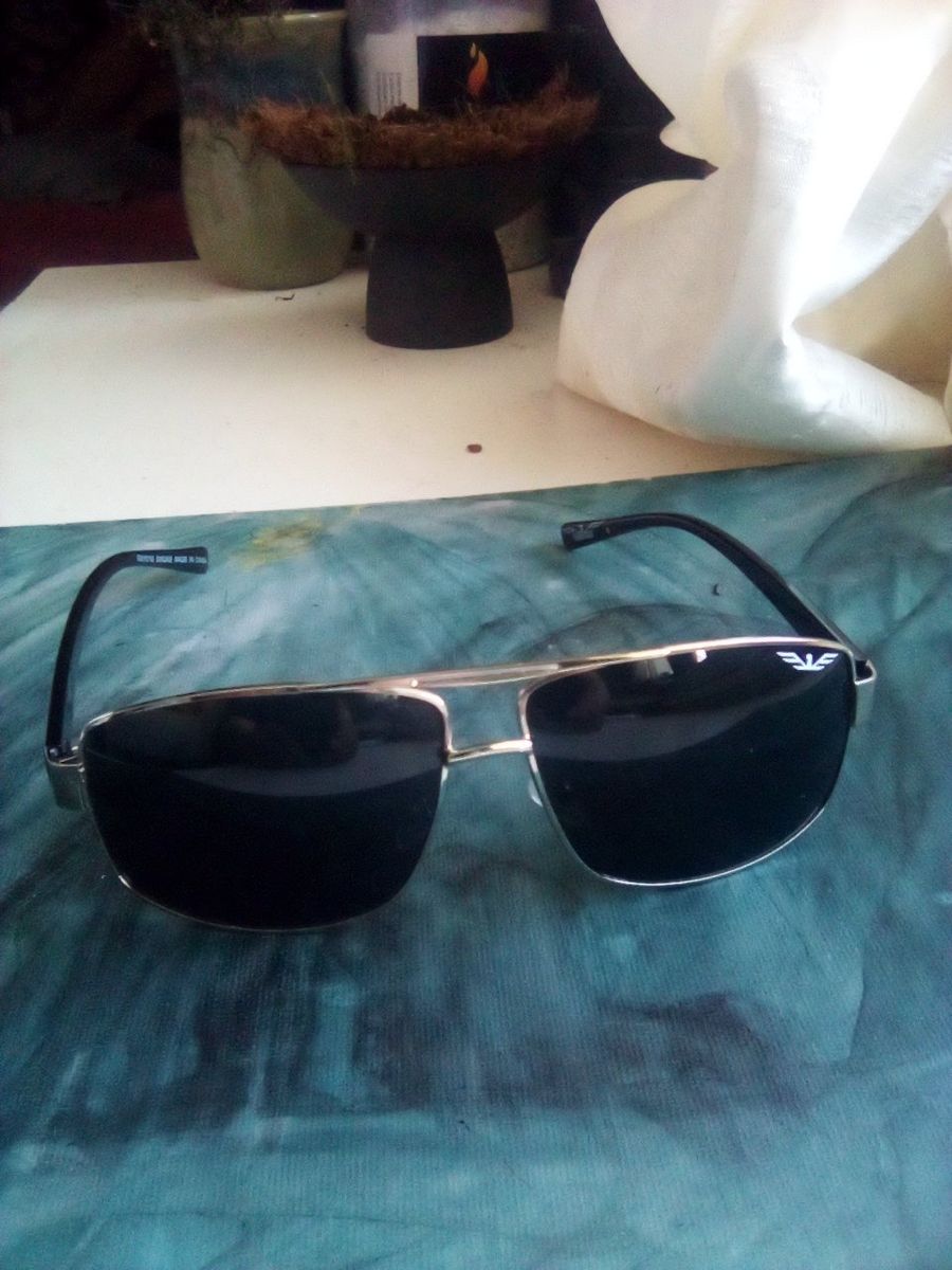 Black and Silver Aviator Sunglasses with Smoke Lenses