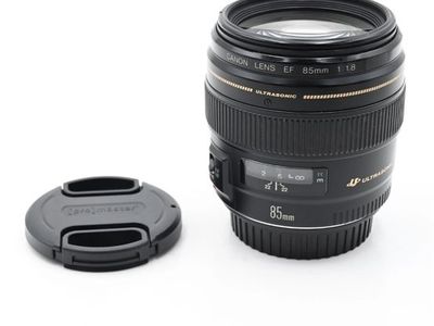 Canon 2000D (T7) ef 85mm 1.8 usm