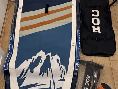 Brand new in box paddle board (come with double side kayak paddle)
