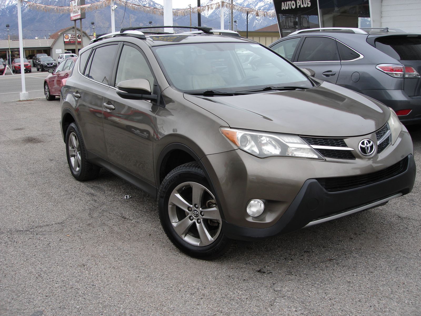 2015 TOYOTA RAV4 XLE
