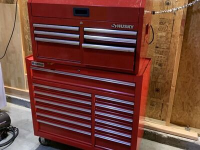 Rolling Toolbox And Topper