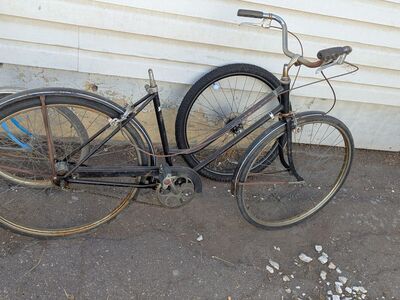 Schwinn bike/bicycle/lowrider/vintage/antique/3speed