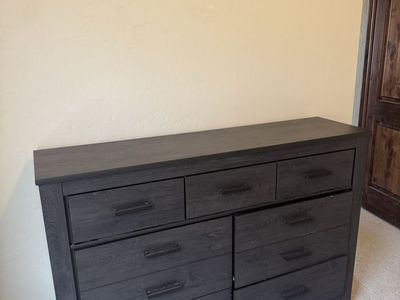 Black Bedroom set queen size $500 obo