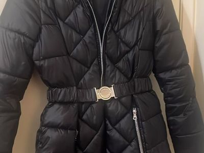 Guess Women's Black Hooded Puffer Jacket with Belt Size Medium
