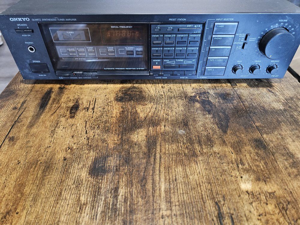 Onkyo TX-27 Quartz Synthesized Tuner Amplifier