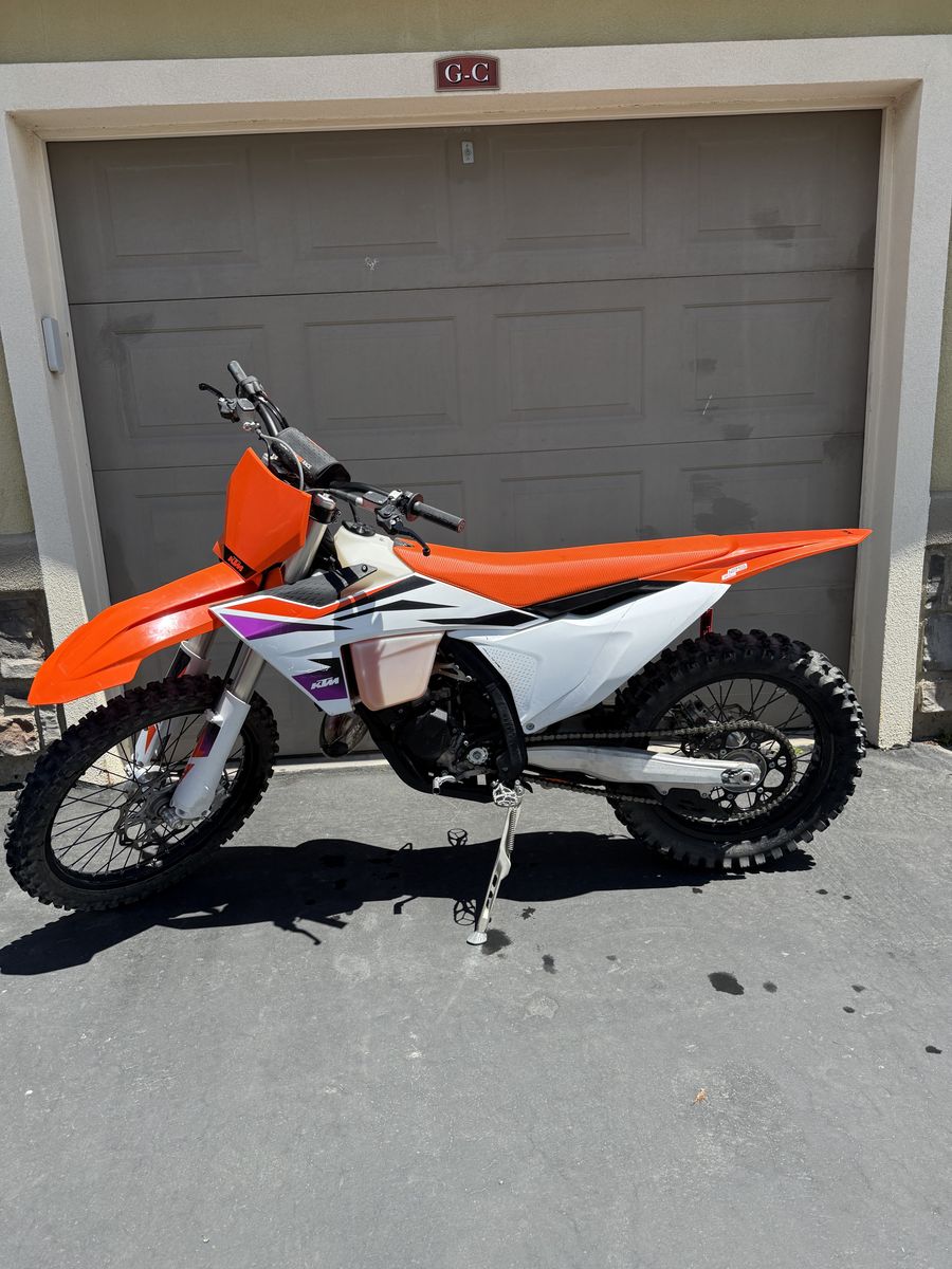 2024 KTM 125cc XC