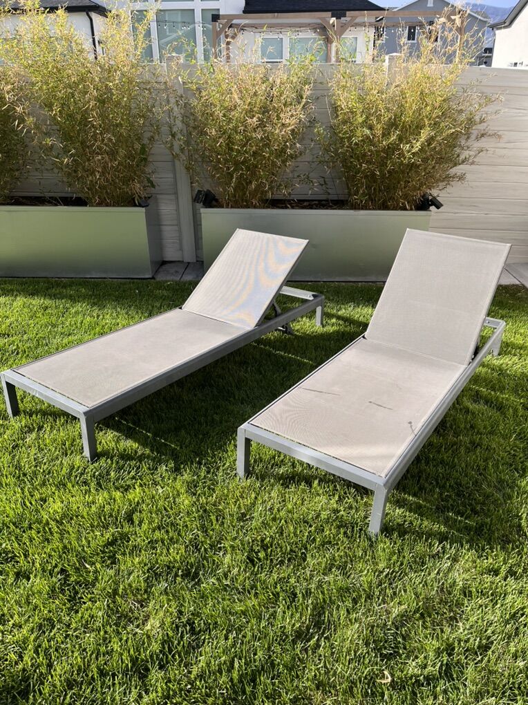 Caggiano Reclining Chaise Lounges