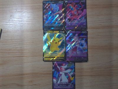 Rare! 5 pokemon V cards.