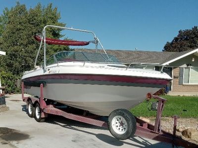 1995 22 ft Cuddy Cabin, Blue Water Marquee, 5.7L Mercruiser