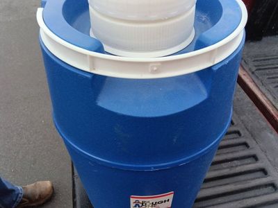 The Tough One 2gal Coller Like New!