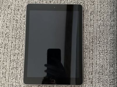 Apple iPad 6th Gen 128GB Wi-Fi