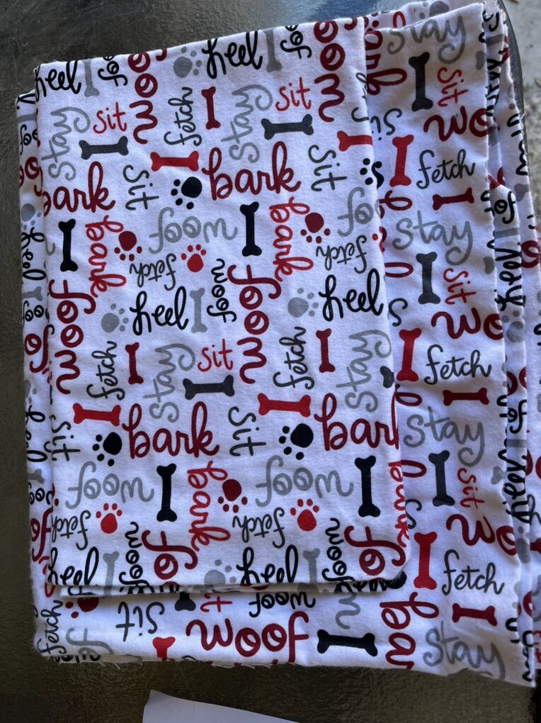 New 2 yd Bandanna Fabric Dog Bone Pawprint Cotton