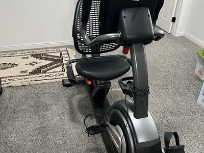 ProForm 440 ES Recumbent Exercise Bike - Magnetic Resistance, Like New Condition