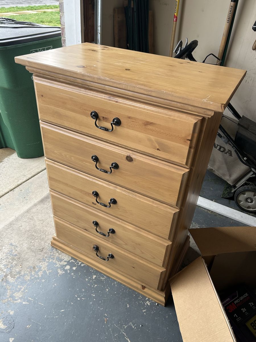 Solid Wood 4-Drawer Dresser - Pine Finish